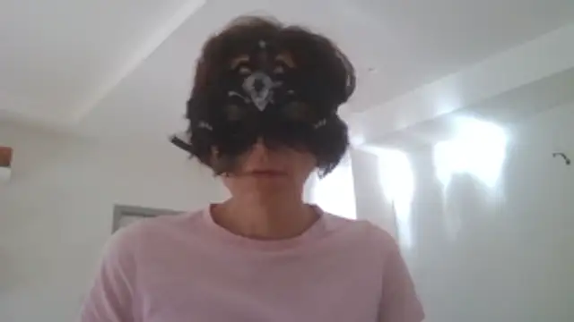 Snapshot of HelenTiAscolta chatting on 6, 6, 2026 HelenTiAscolta online show from 6, 6, 2026