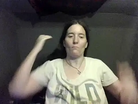 Snapshot of Mini83 chatting on 8, 6, 2026 Mini83 online show from 8, 6, 2026