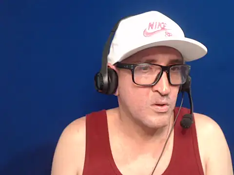 HairyCouple online show from 23, 4, 2026