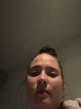 Poppylooloo online show from 1, 5, 2026