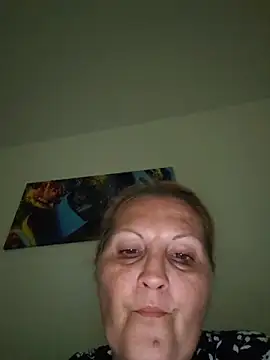 Snapshot of Divineblond chatting on 6, 6, 2026 Divineblond online show from 6, 6, 2026
