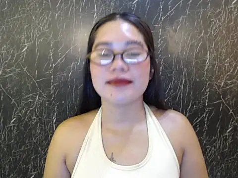 Snapshot of ur_prettychelsie chatting on 27, 4, 2026 ur prettychelsie online show from 27, 4, 2026