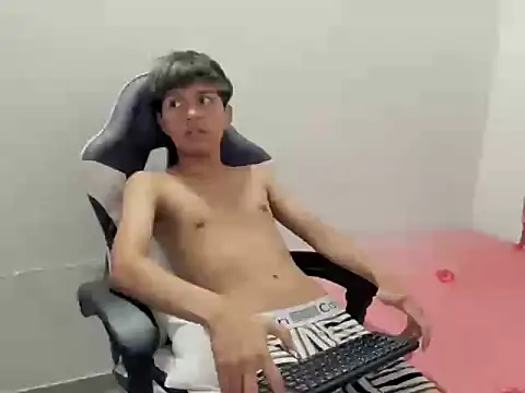 chick angel online show from 24, 5, 2026