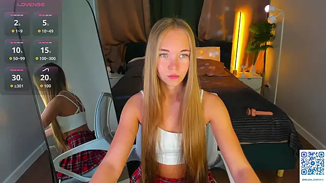 Snapshot of Milana_Sorrento chatting on 17, 6, 2026 Milana Sorrento online show from 17, 6, 2026