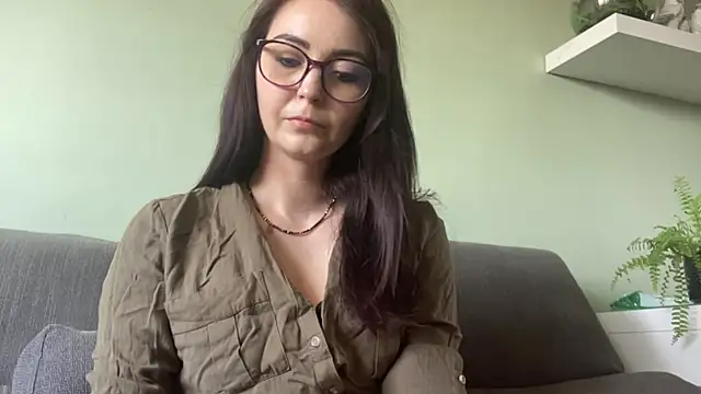 Snapshot of ChloeNatural chatting on 6, 5, 2026 ChloeNatural online show from 6, 5, 2026