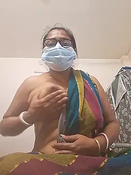 Snapshot of roshnidas1 chatting on 8, 5, 2026 roshnidas1 online show from 8, 5, 2026