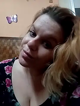 Maryquenn online show from 30, 4, 2026