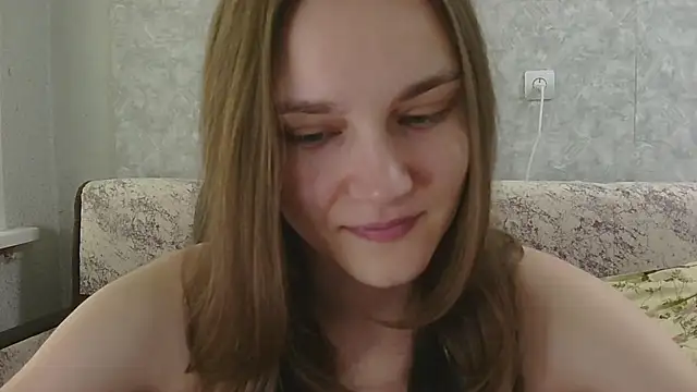 Snapshot of DolcezzaCream chatting on 30, 6, 2026 DolcezzaCream online show from 30, 6, 2026