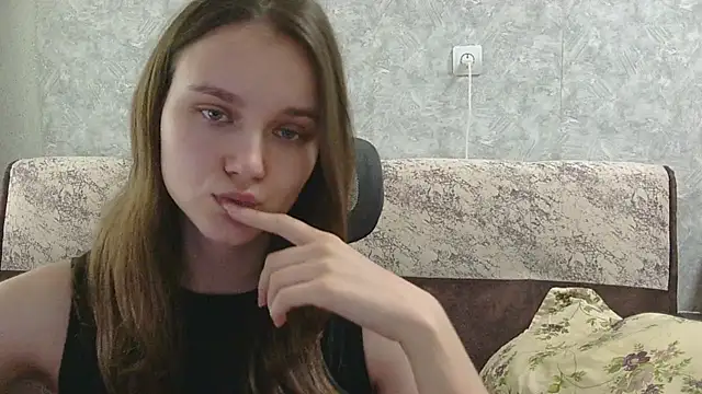 Snapshot of DolcezzaCream chatting on 30, 7, 2026 DolcezzaCream online show from 30, 7, 2026