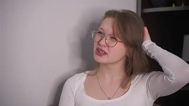 MarisaPuent online show from 25, 4, 2026