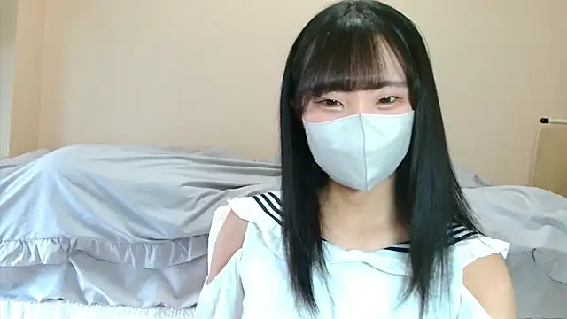 Momo 00122 online show from 11, 6, 2026