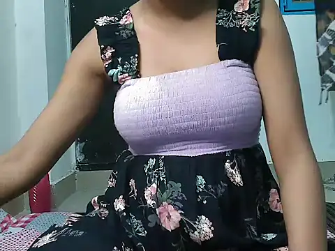 Snapshot of ur_sassypriya chatting on 27, 5, 2026 ur sassypriya online show from 27, 5, 2026