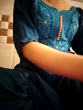 Snapshot of Kittu_kumari chatting on 4, 5, 2026 Kittu kumari online show from 4, 5, 2026