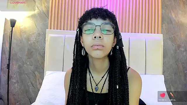 Snapshot of alice_rossi4 chatting on 25, 5, 2026 alice rossi4 online show from 25, 5, 2026