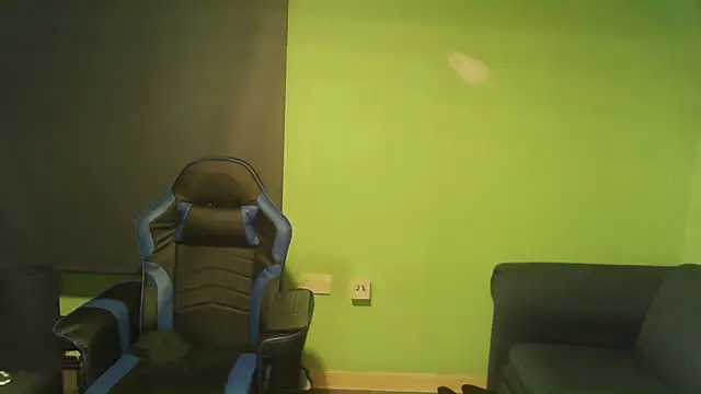 Snapshot of sexyass72 chatting on 22, 2, 2026 sexyass72 online show from 22, 2, 2026