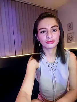 Snapshot of mariana__thompson chatting on 10, 5, 2026 mariana thompson online show from 10, 5, 2026