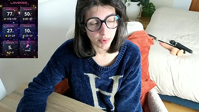 charlieangella online show from 13, 5, 2026