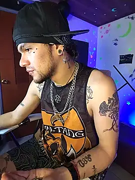 Snapshot of FonixXBelialX chatting on 2, 6, 2026 FonixXBelialX online show from 2, 6, 2026