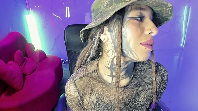 Lucy Doll8 online show from 13, 5, 2026