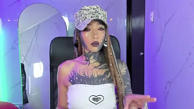 Lucy Doll8 online show from 15, 6, 2026