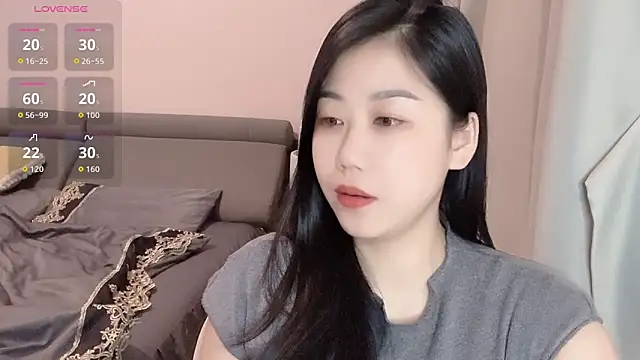 F-Yuwei online show from 30, 5, 2026