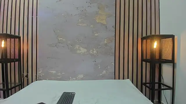 Snapshot of AxelAndCloe chatting on 17, 7, 2026 AxelAndCloe online show from 17, 7, 2026