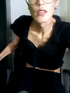 DelicadaSeduz online show from 27, 4, 2026