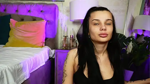 Snapshot of MiraBabeX chatting on 28, 4, 2026 MiraBabeX online show from 28, 4, 2026
