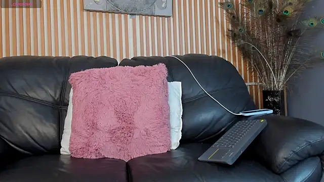 Veronica Black18 online show from 15, 7, 2026