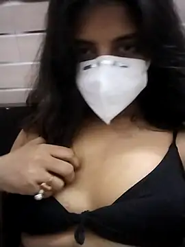 NAUGHTY-RASHI online show from 15, 5, 2026