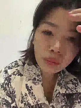 Snapshot of milkwine chatting on 10, 5, 2026 milkwine online show from 10, 5, 2026
