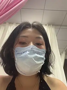 Snapshot of milkwine chatting on 19, 5, 2026 milkwine online show from 19, 5, 2026
