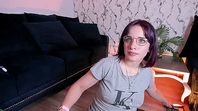 Snapshot of Azahara_18 chatting on 26, 6, 2026 Azahara 18 online show from 26, 6, 2026