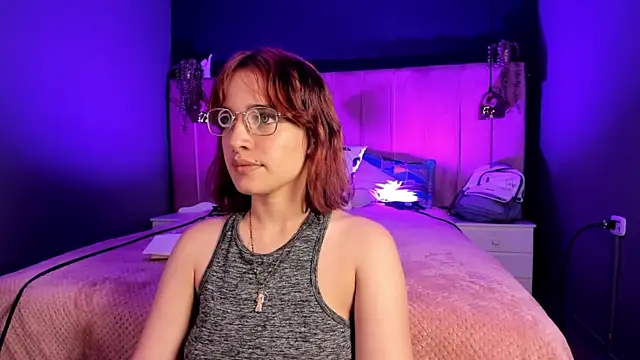 Snapshot of Azahara_18 chatting on 21, 7, 2026 Azahara 18 online show from 21, 7, 2026