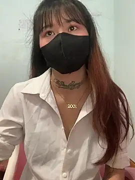 Lilyy18 online show from 2, 5, 2026
