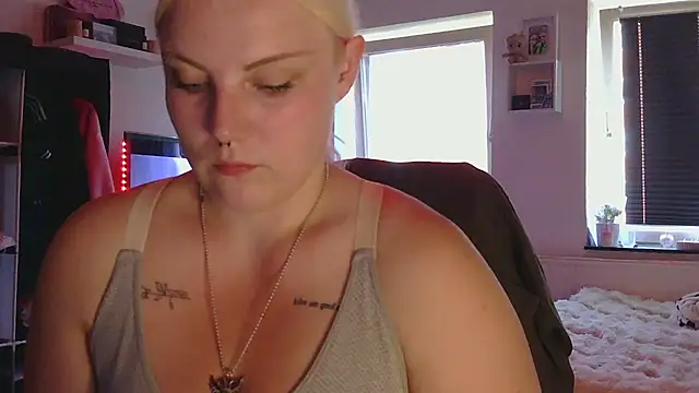 Snapshot of josi-420 chatting on 16, 7, 2026 josi-420 online show from 16, 7, 2026