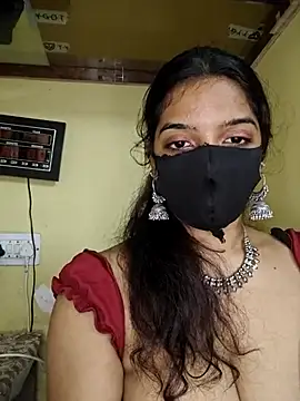 Snapshot of vanika2000 chatting on 21, 7, 2026 vanika2000 online show from 21, 7, 2026