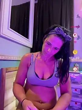Snapshot of Vanessa_Valentine chatting on 1, 7, 2026 Vanessa Valentine online show from 1, 7, 2026