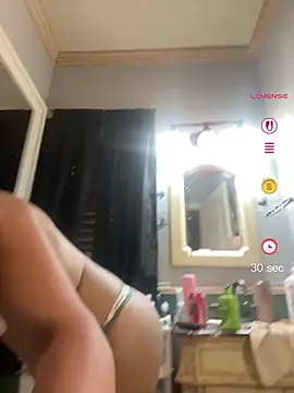 Snapshot of Vanessa_Valentine chatting on 31, 7, 2026 Vanessa Valentine online show from 31, 7, 2026