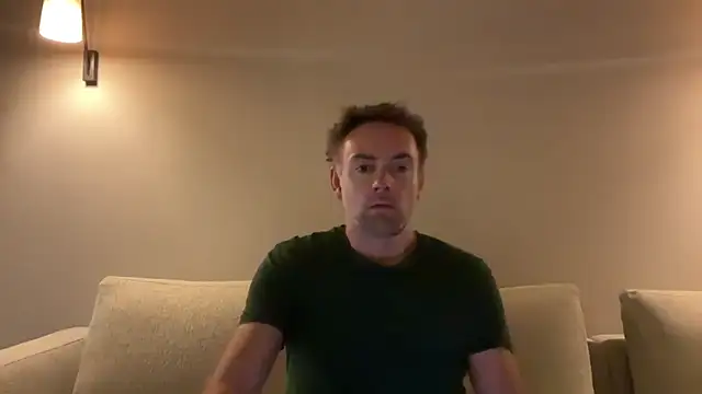 Snapshot of BronzeShowtime67 chatting on 7, 5, 2026 BronzeShowtime67 online show from 7, 5, 2026