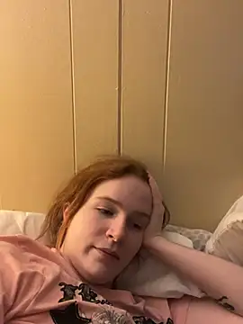 IvelynnMoon online show from 27, 4, 2026