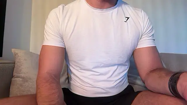 Snapshot of gymshrk chatting on 30, 4, 2026 gymshrk online show from 30, 4, 2026