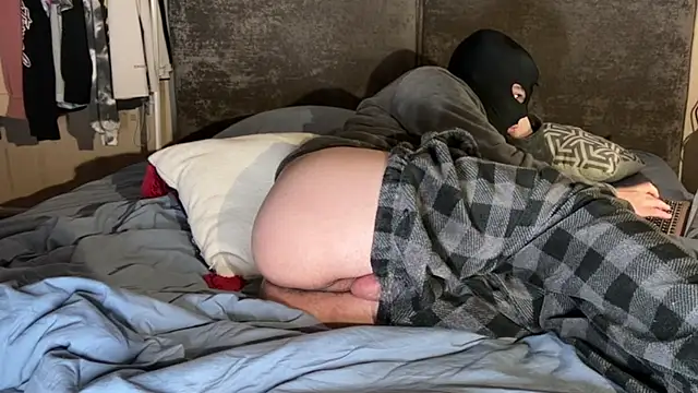 Snapshot of boyslovedicks chatting on 4, 5, 2026 boyslovedicks online show from 4, 5, 2026