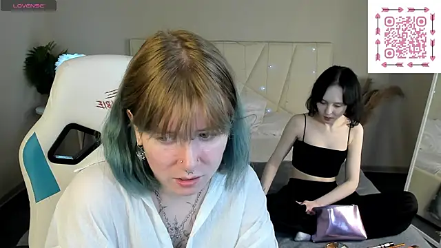 Snapshot of Elira_Vane chatting on 27, 5, 2026 Elira Vane online show from 27, 5, 2026