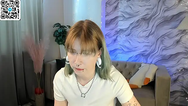 Snapshot of Elira_Vane chatting on 15, 6, 2026 Elira Vane online show from 15, 6, 2026