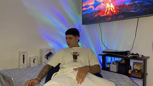 SexxxySquirterStev777 online show from 2, 5, 2026