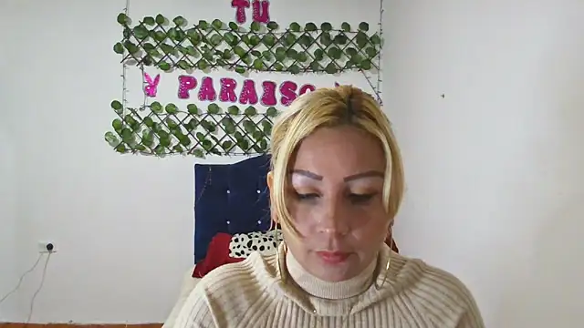 Snapshot of MoonCampbell_ chatting on 23, 5, 2026 MoonCampbell online show from 23, 5, 2026
