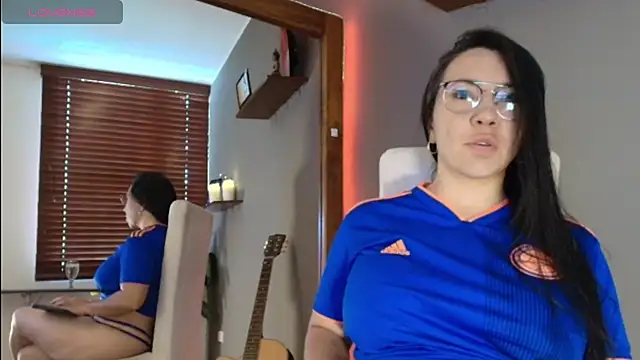 Taliapeach online show from 7, 7, 2026