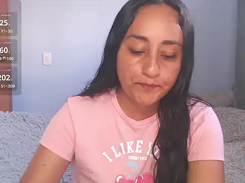 Snapshot of erotic_lov chatting on 25, 5, 2026 erotic lov online show from 25, 5, 2026