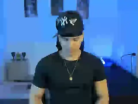 Snapshot of sant_wahlberg chatting on 22, 6, 2026 sant wahlberg online show from 22, 6, 2026